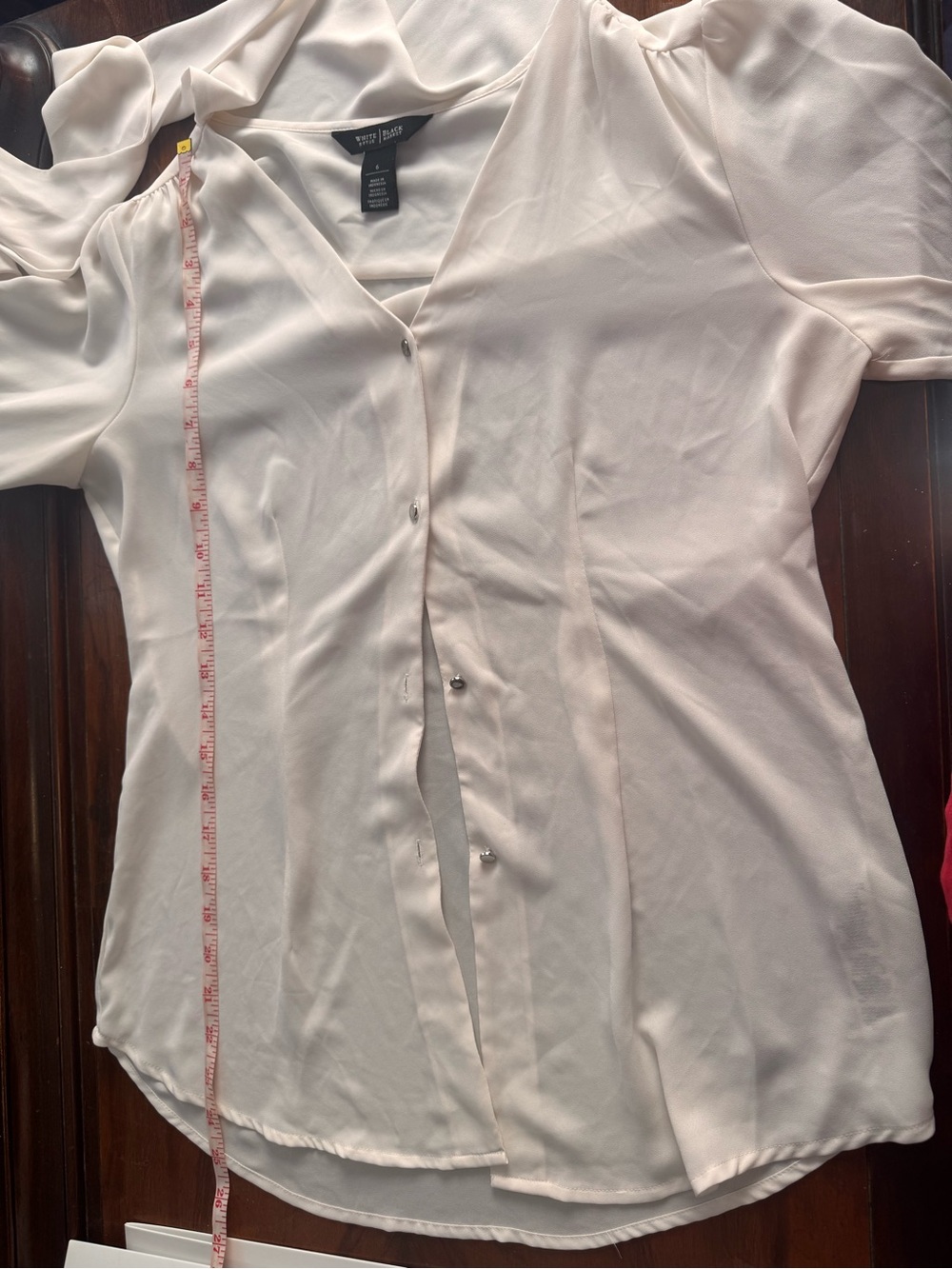 White House Black Market Ivory Bow-Neck Blouse, size 6 - Picture 4 of 6